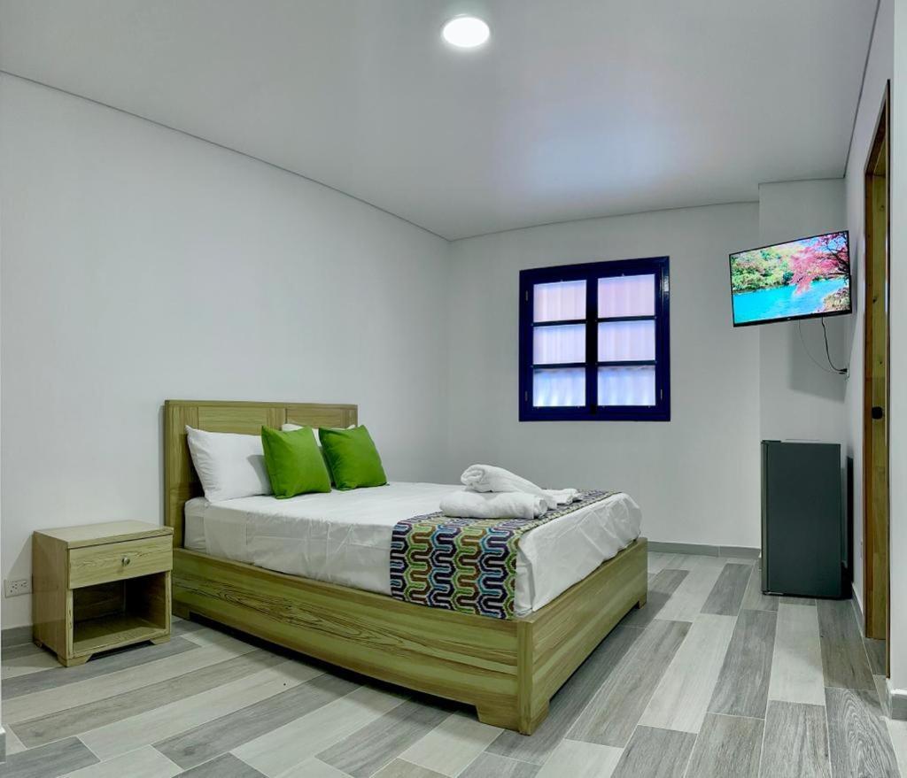 Alto Verde Hotel กัวตาเป ภายนอก รูปภาพ